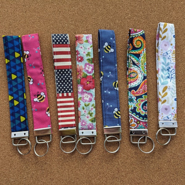 Wristlet Fabric Keychain Key Fob Lanyard Handbag Wallet Clip Bag Accessory Travel Backpack ID Badge House Car Key Ring Mothers Day Gift