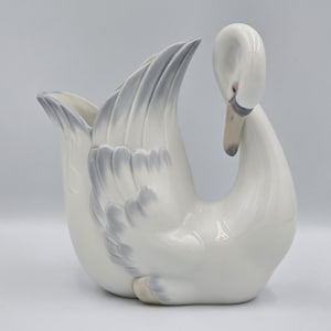 Lladro Swan Vase - Etsy