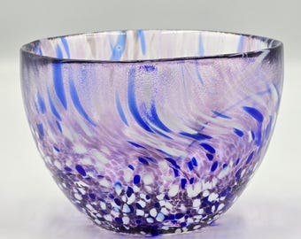 Vintage Steninge Slott Sweden Swirled Glass Bowl |