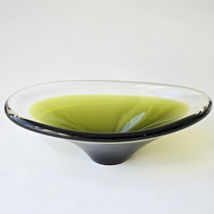 Vintage Swedish Art Glass Bowl – Attributed to Paul Kedelv for Flygsfors, Coquille Series