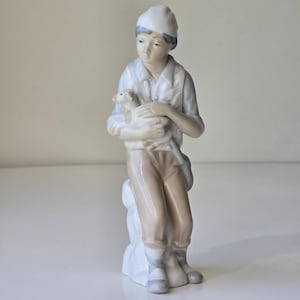Vintage Casades Porcelain Figurine – Made in Spain