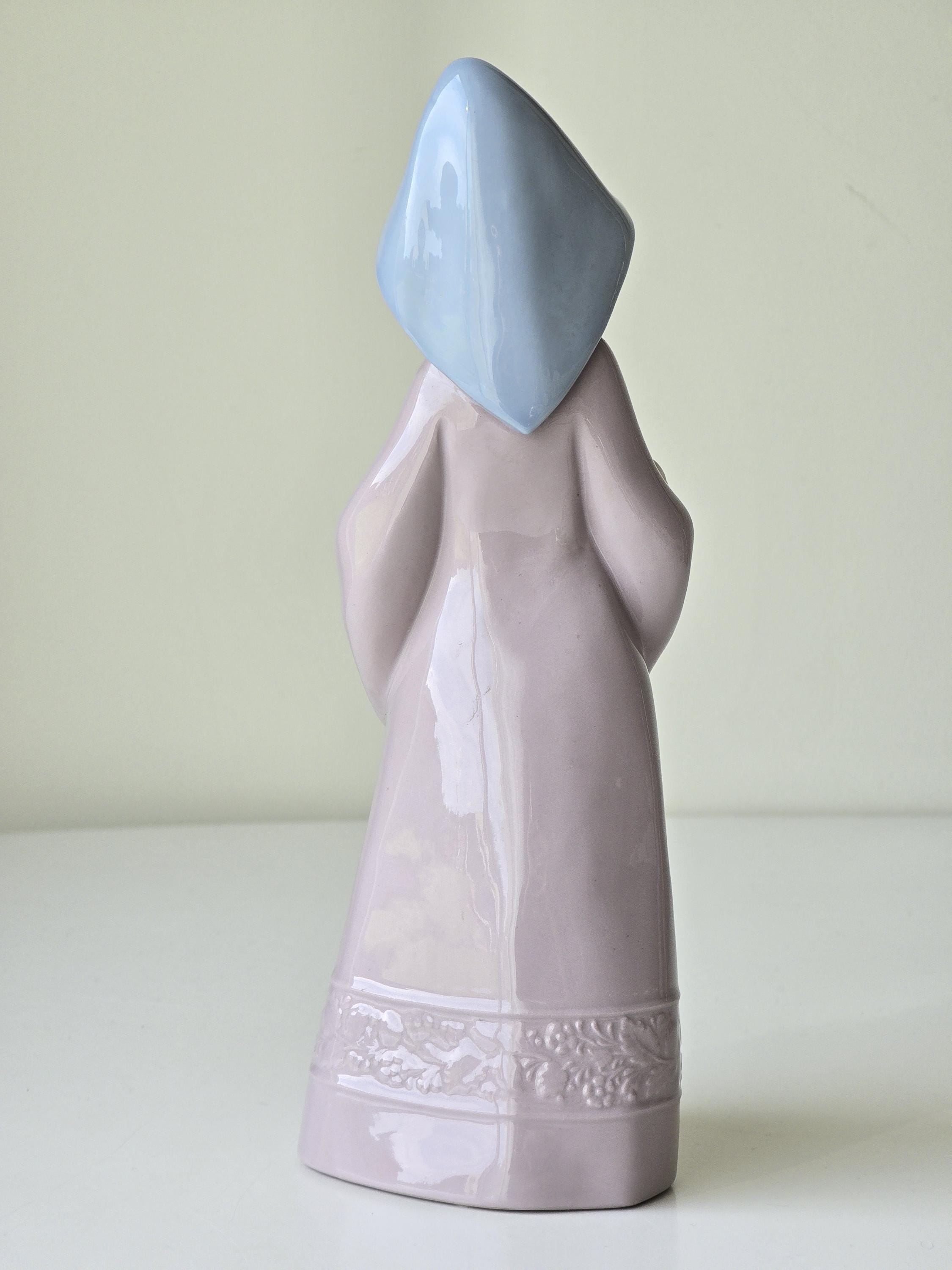 ヴィンテージ NAO by Lladro フィギュア – 鳩を抱く少女 – 手作り磁器