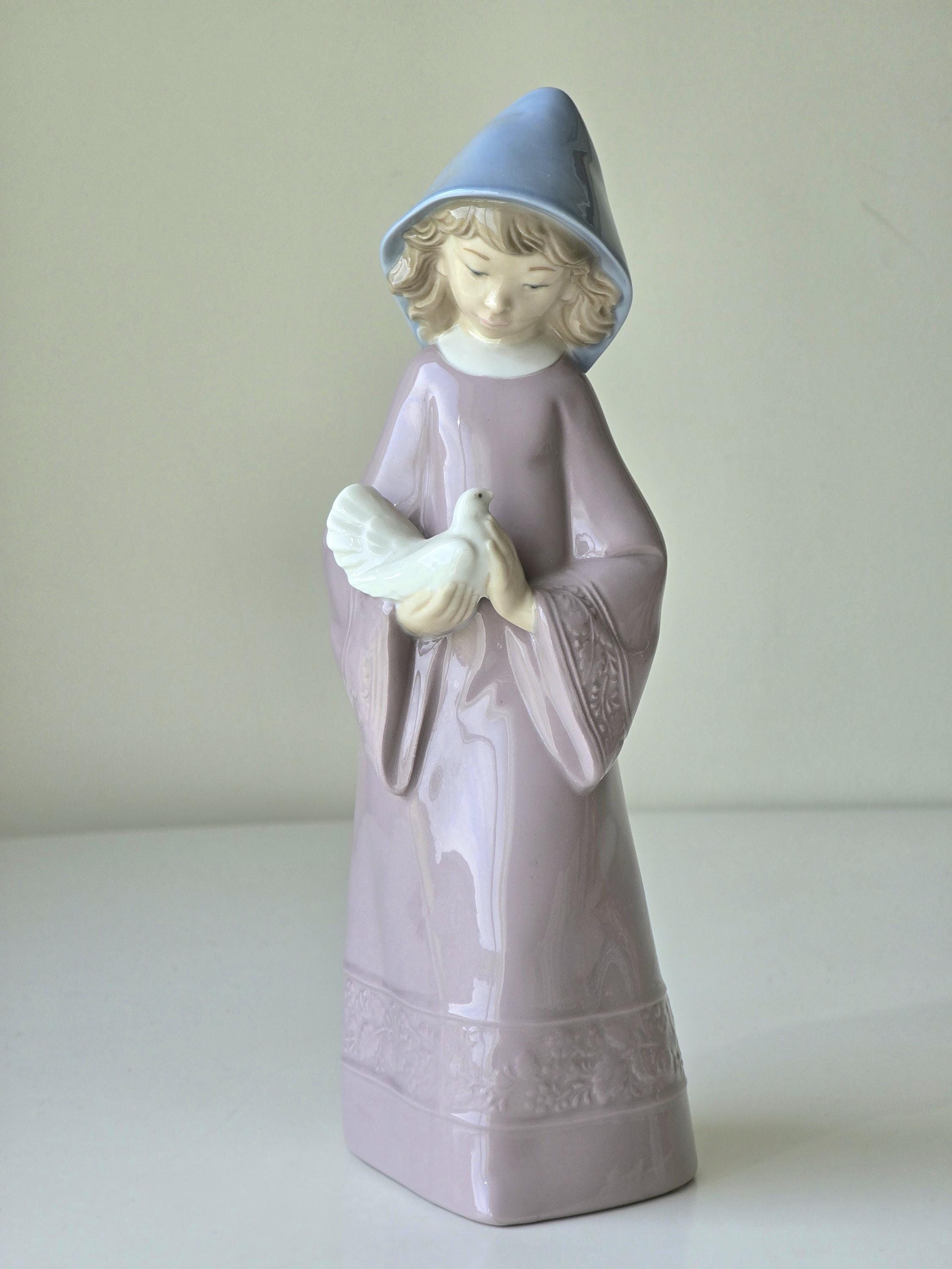 ヴィンテージ NAO by Lladro フィギュア – 鳩を抱く少女 – 手作り磁器