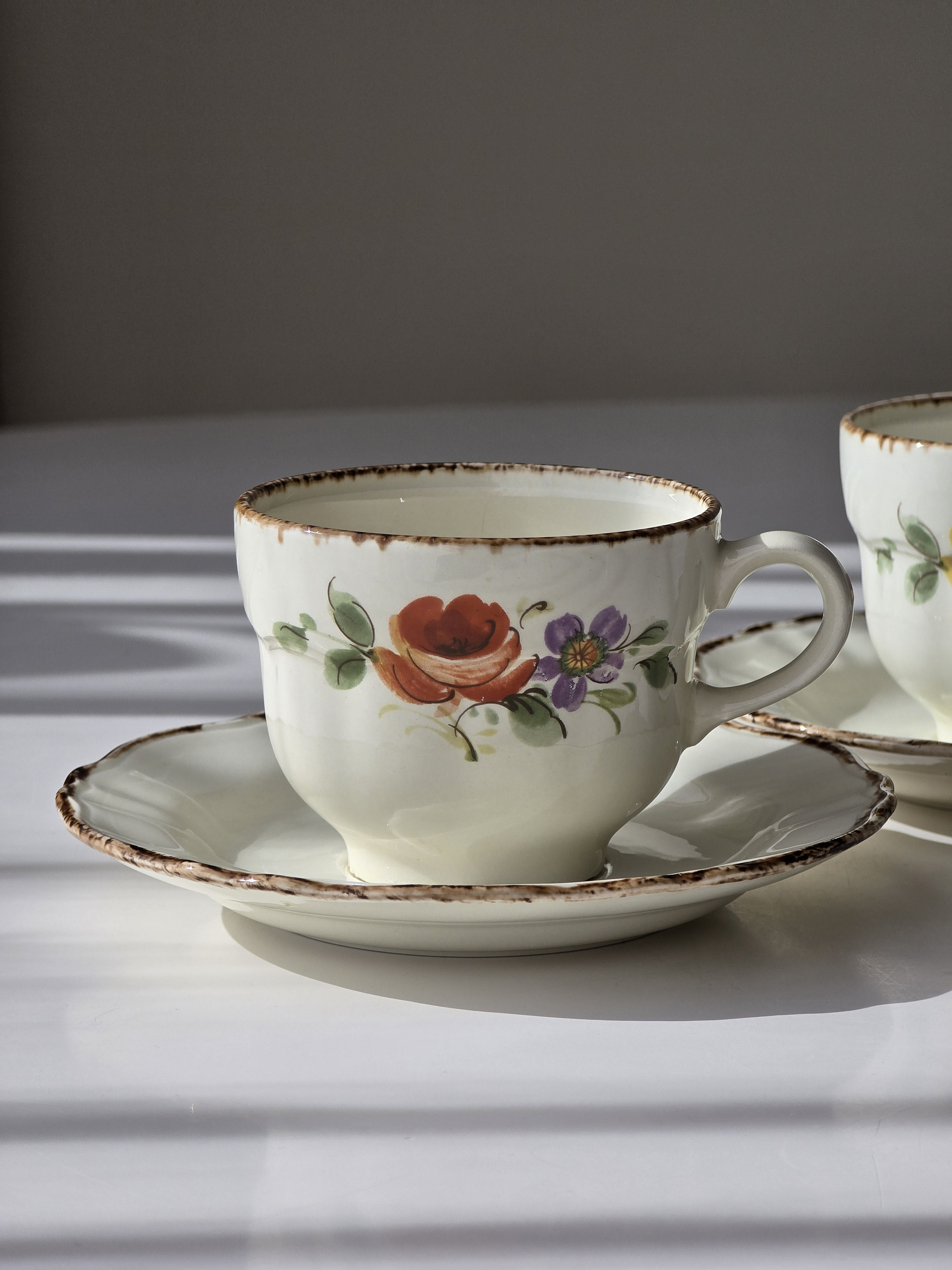 Vintage Pagnossin Treviso Italian Earthenware Floral Cups and