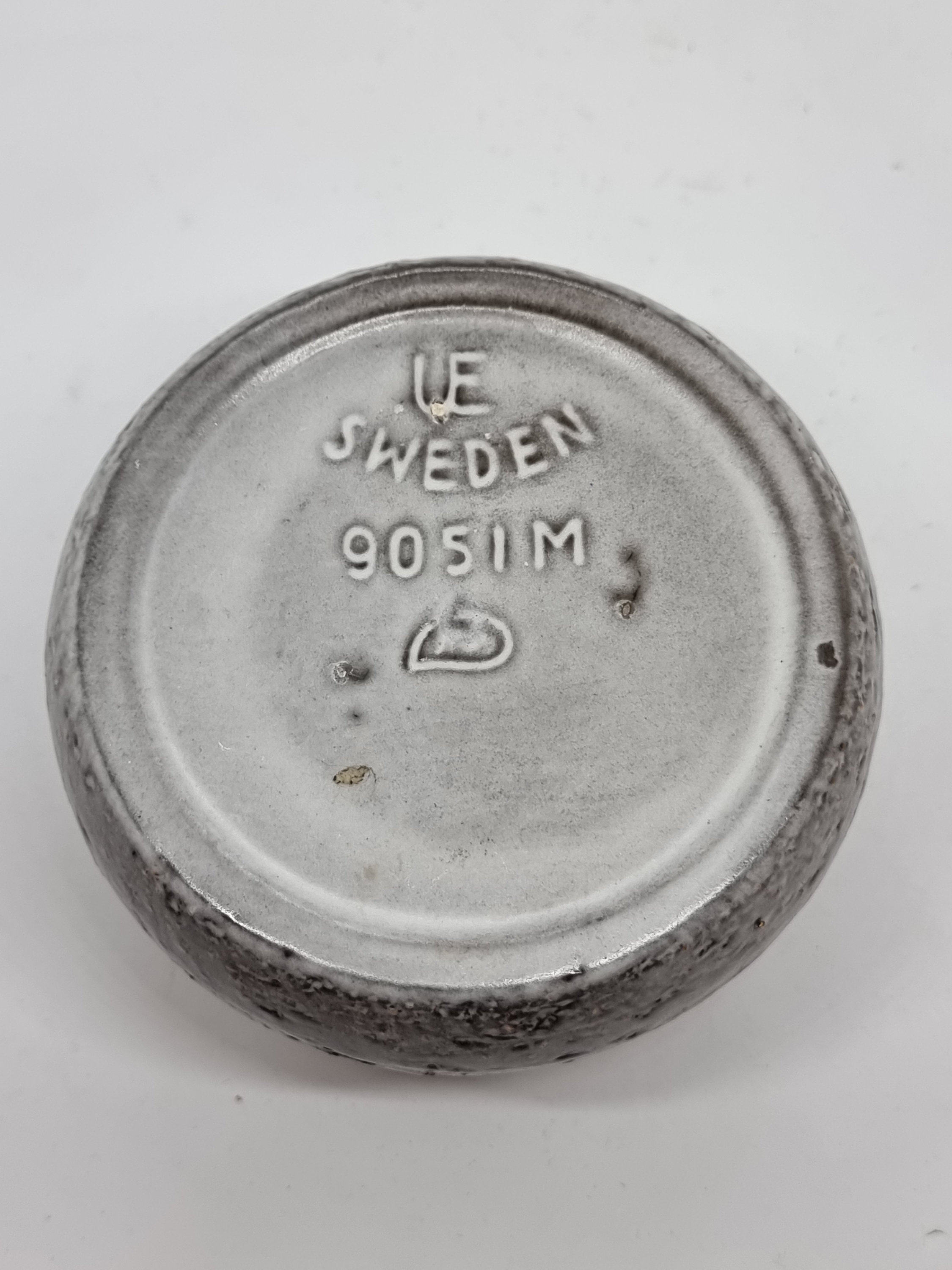 Grand Bol Céramique Vintage Mari Simmulson Pour Upsala Ekeby – Suède Années 1960
