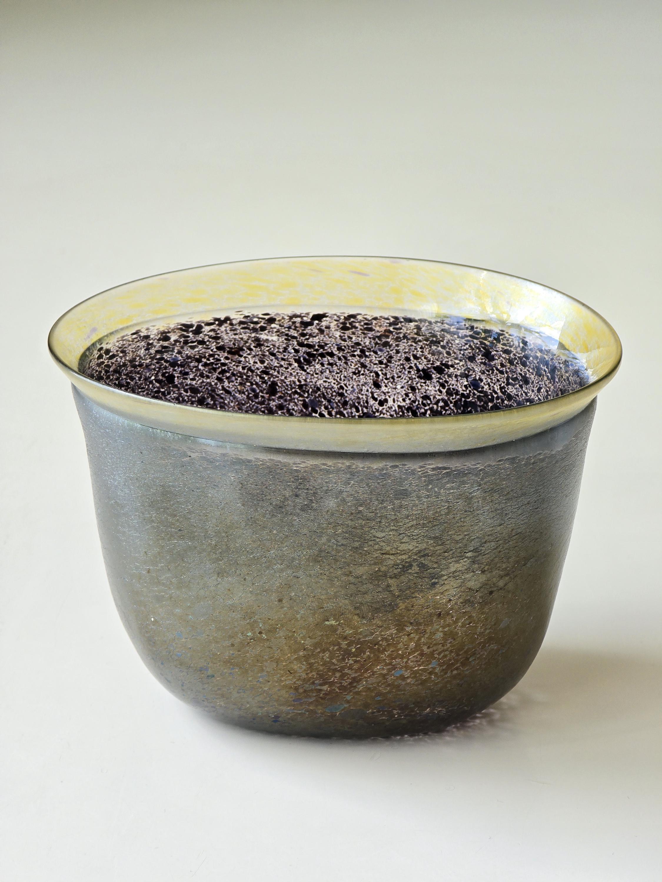 Bertil Vallien「Volcano」ガラスボウル – モデル 58136 – コスタボダ