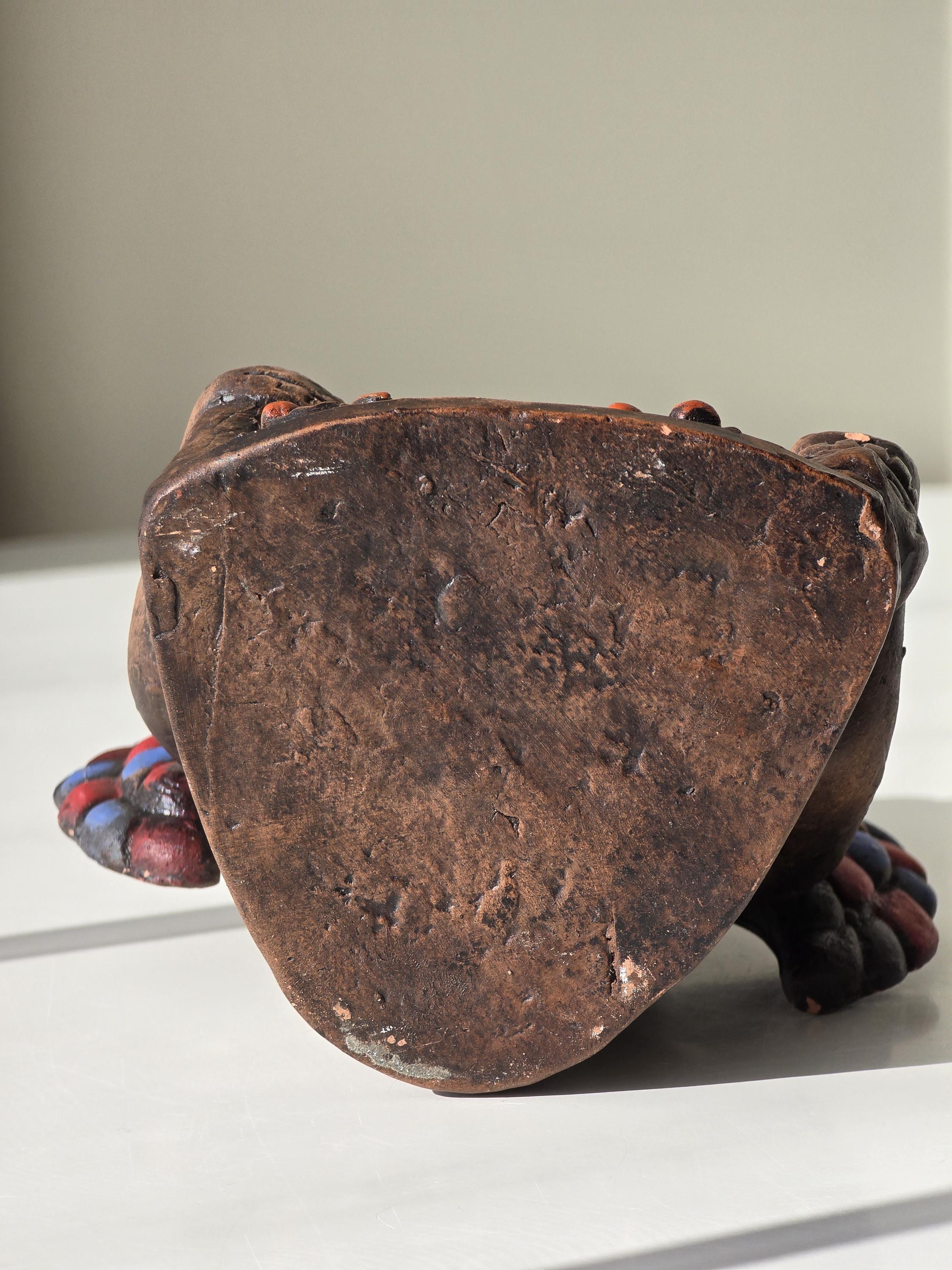 希少なヴィンテージメキシコ陶器製マヤ/アステカ戦士像 - フォーク