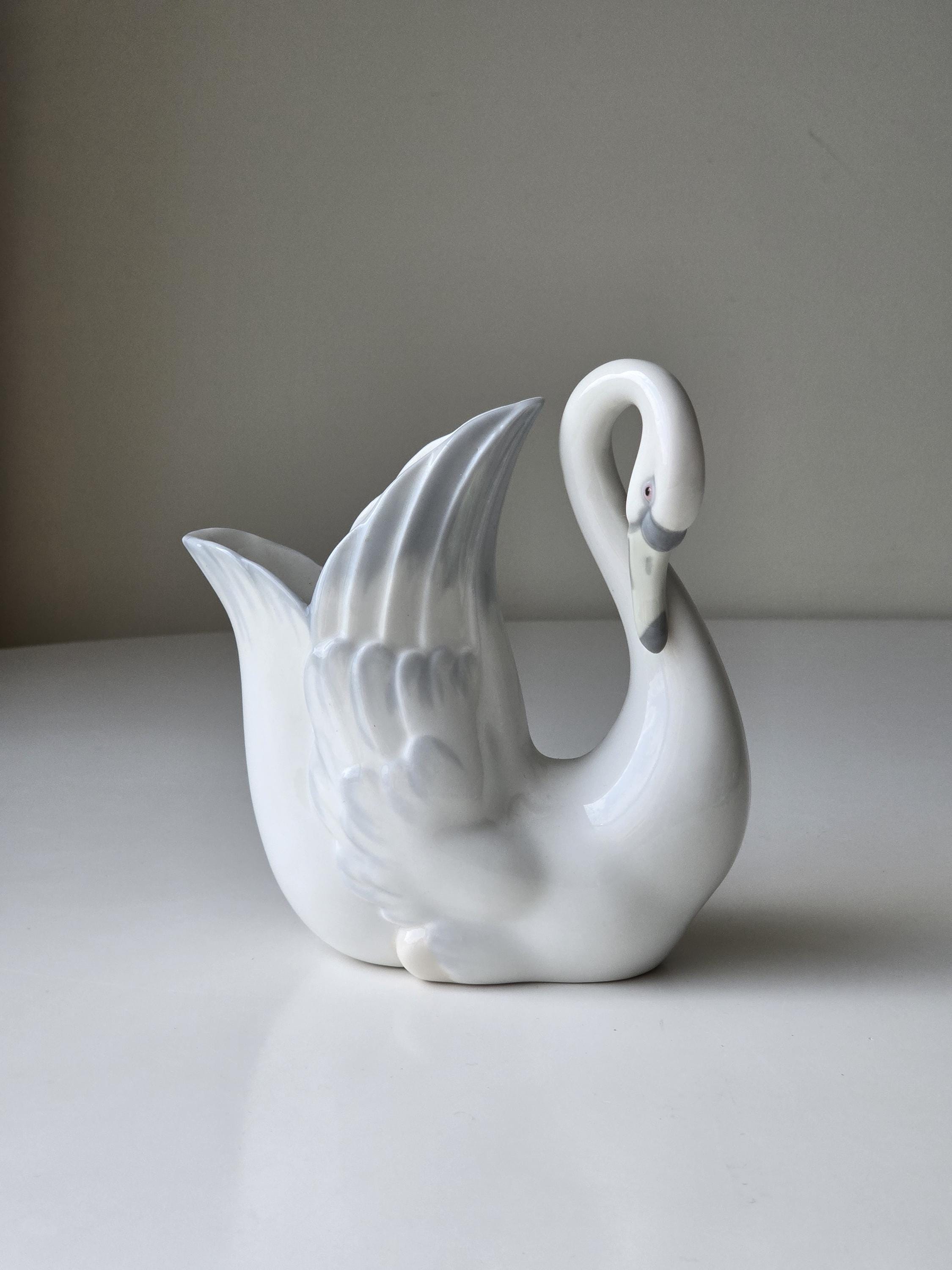Joli Vase Blanc En Forme De Cygne En Porcelaine - Décoration Animalière Rétro, 16 Cm