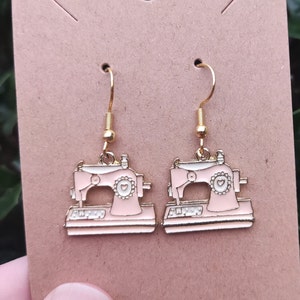 Retro Sewing Machine Earrings, Vintage Sewing Machine, Gold Plated, Light Pink, Peach, Gift for Her, Gift for Seamstress, Gift for Crafter