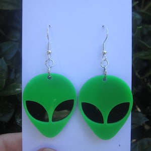 Alien Earrings, Alien Head Dangle Earrings, UFO Earrings, Martian, Extraterrestrial, Space Jewelry, Spacecore, Novelty Jewelry, Roswell
