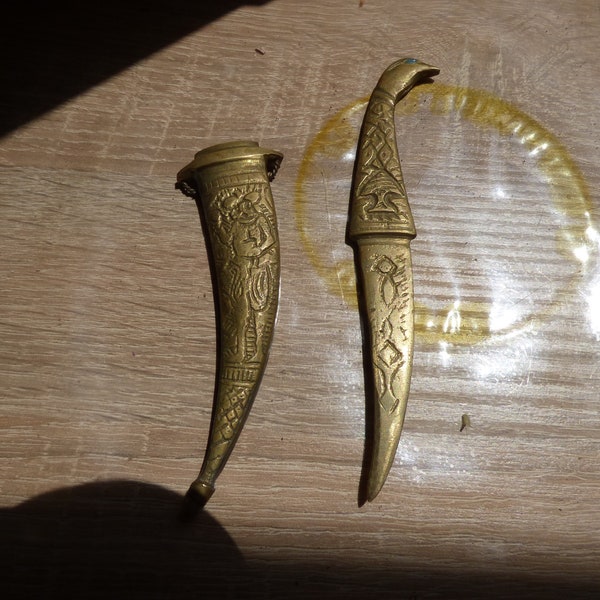 Envelope knife / paper knife / letter opener in a shape of sword / dagger || Vintage solid brass /Arabic dagger