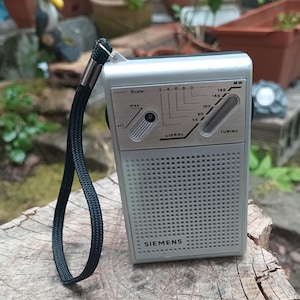 Siemens pocket Am Vintage Radio Transistor, Original Radio SIEMENS, Old Portable Hand Transistor, Small Radio, Radio Lover Gift 1970s 70s