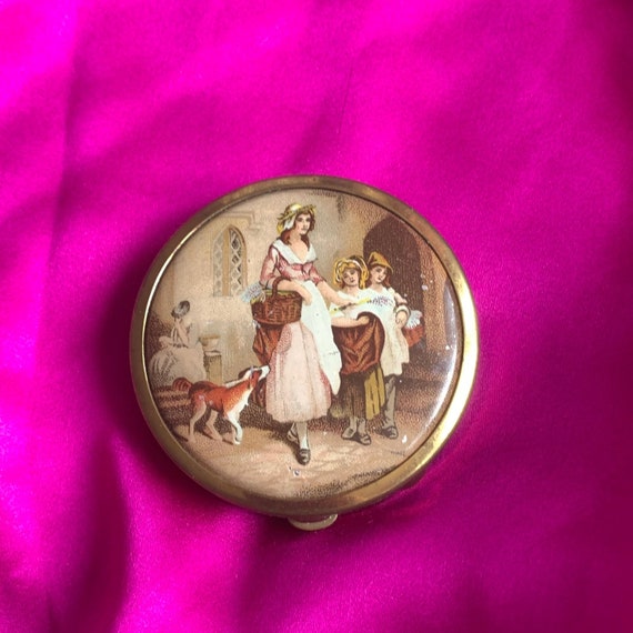 Vintage 1950's/60's Yardley Powder Compact With M… - image 1
