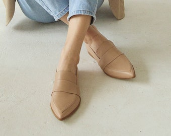 Women Beige Leather Loafers with Closed Pointy Toe, Low Heel Oxford Shoes, Slip On Ballet Pumps, Handmade Casual Loafer Flat Shoes