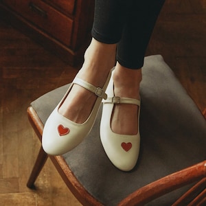 Milky Mary Janes with Heart Decoration and Arch Strap, Almond Toe Flat Women Shoes, Vintage Mary Jane Shoes, Retro Style Low Heel Pumps