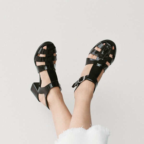 Black Fisherman Sandals, Leather Gladiator Buckle Closed Toe Sandals, Women Summer Sandals, Mid Heel Shoes with Open Back and T-Strap