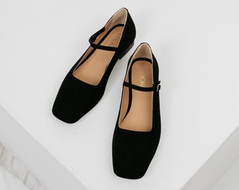 Mujer ante negro Mary Janes con punta cuadrada cerrada, zapatos planos negros hechos a mano, zapatos Mary Jane vintage, zapato Mary Jane estilo retro