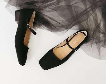 Black Mary Janes with Closed Square Toe, Handmade Black Suede Flats, Vintage Mary Jane Shoes, Retro Style Everyday Shoe with Arch Strap