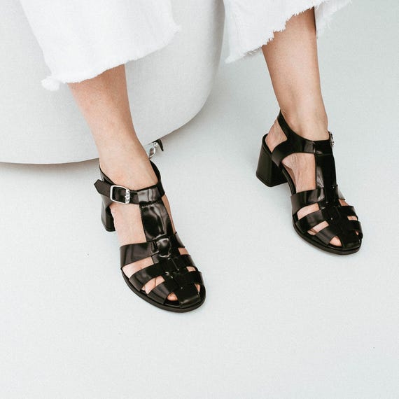 【NONCODE】barman strap sandals Black Fisherman Sandals, Leather Gladiator Buckle Closed Toe