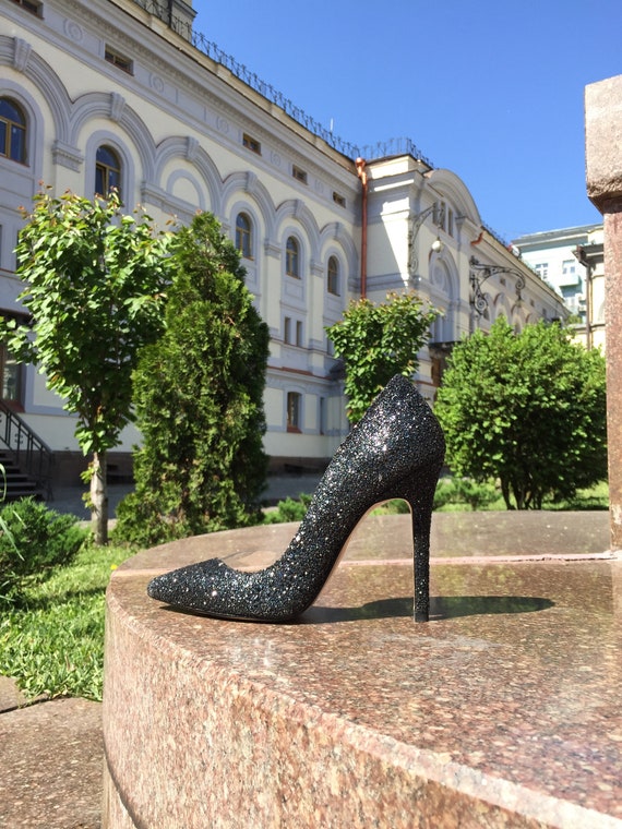Black Glitter Pumps With Silicon Side 