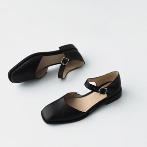 Black Mary Janes with Square Toe in Genuine Leather, Women Shoes, Low Block Heel Mary Jane with Ankle Strap, Wide Ballet Flats Silver Buckle