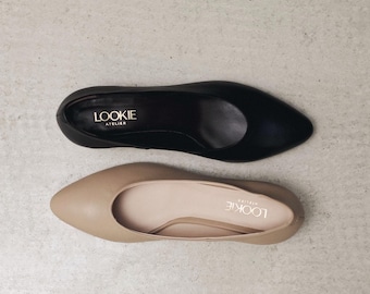 Vintage Black Leather Pumps with Kitten Heels and Round Toe, Women  Shoes with Low Heel, Retro Women Pumps, Classic Formal Shoes