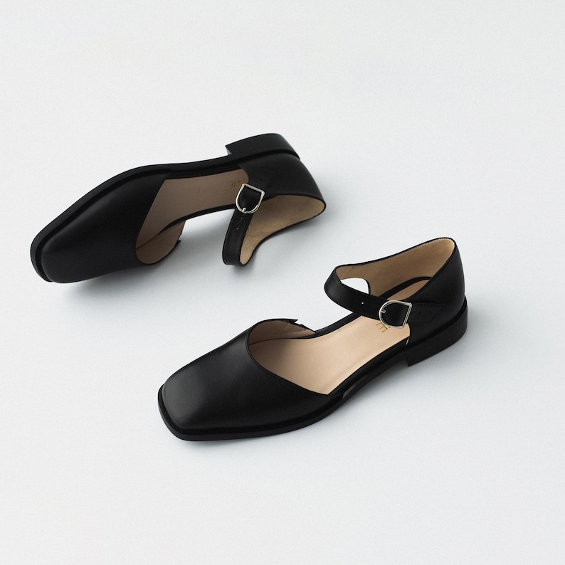Black Mary Janes with Square Toe in Genuine Leather, Women Shoes, Low Heel Everyday Mary Jane with Ankle Strap, Wide Fit Ballet Flats