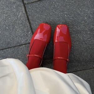 Red Mary Janes with Arch Strap from Patent Leather, Square Toe Flat Shoes, Vintage Mary Jane, Retro Style Everyday Shoe with Silver Buckle
