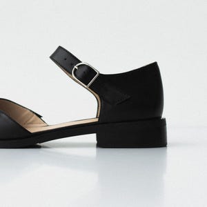 Black Mary Janes with Square Toe in Genuine Leather, Women Shoes, Low Heel Everyday Mary Jane with Ankle Strap, Wide Fit Ballet Flats