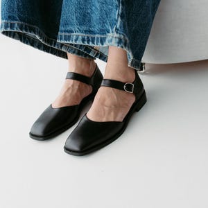 Black Mary Janes with Square Toe in Genuine Leather, Women Shoes, Low Heel Everyday Mary Jane with Ankle Strap, Wide Fit Ballet Flats
