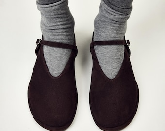 Chocolate Flats with Almond Closed Toe and V-cut Vamp, Dark Brown Suede Ballet Flats, Women Everyday Slip On Shoes with Arch Strap