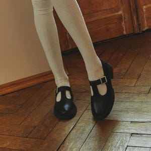 Black T-Strap Mary Janes, Almond Toe Handmade Oxford Flats from Genuine Leather, Vintage Retro Style Everyday Ballet Shoes with Buckle