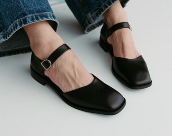 Black Mary Janes with Square Toe in Genuine Leather, Women Shoes, Low Block Heel Mary Jane with Ankle Strap, Wide Ballet Flats Silver Buckle