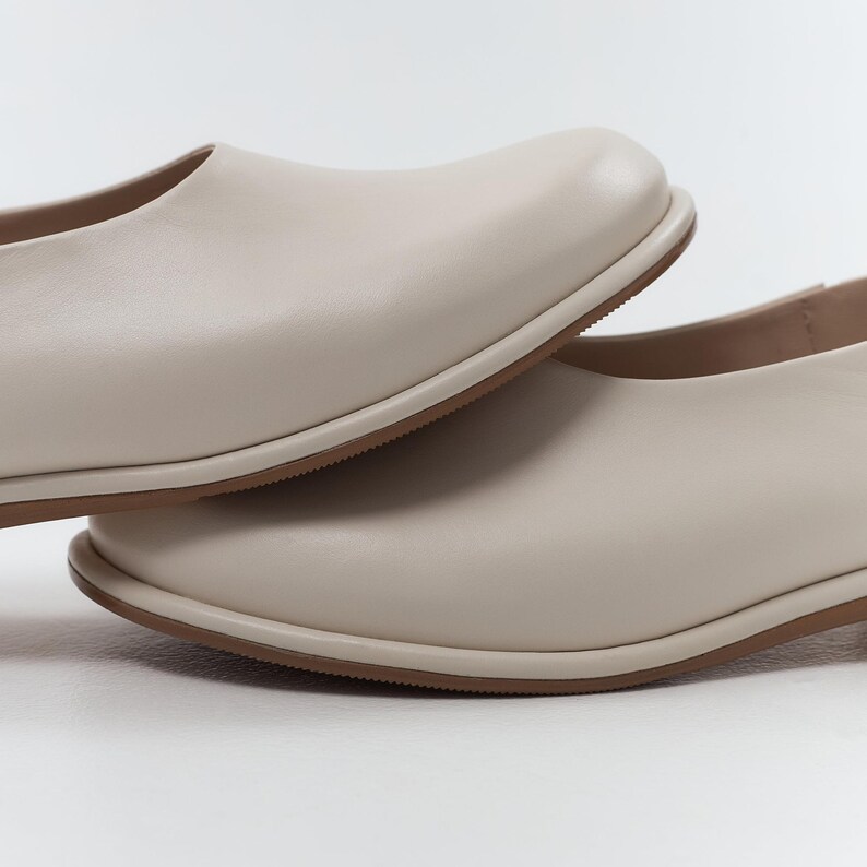 Off White Flat Loafers from Natural Leather, Round Toe Flat Shoes, Anatomical Wide Fit Shoes, Minimalist Slip On Milky White Flats