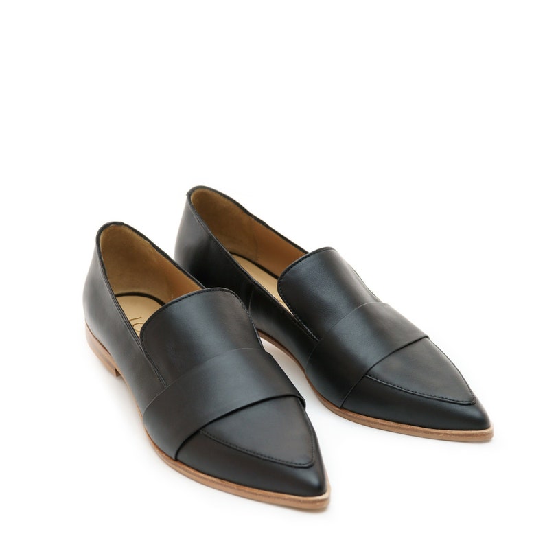 Black Leather Penny Loafers with Closed Pointy Toe, Low Heel Women Oxford Shoes, Slip On Ballet Pumps, Handmade Casual Loafer Flat Shoes