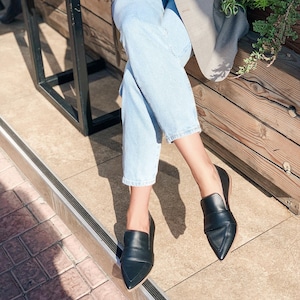 Black Leather Penny Loafers with Closed Pointy Toe, Low Heel Women Oxford Shoes, Slip On Ballet Pumps, Handmade Casual Loafer Flat Shoes