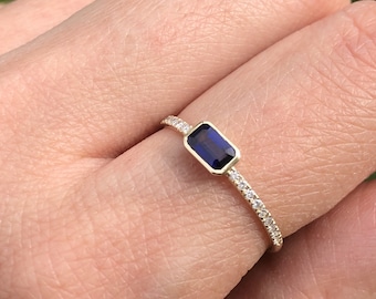 Sapphire Ring /  14k Solid Gold Minimalist Blue Sapphire Ring / Stacking Sapphire Diamond Ring / Sapphire Jewelry