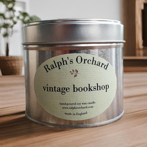 Book-lovers candle - Vintage Bookshop scented vegan soy candles - Eco friendly vegan gifts