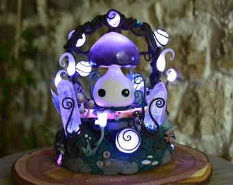 Lampe champignon led multicolor / enchantée /champignons lumineux/ creepy cute/ sculpture / handmade miniature / fantasy/ art champignon