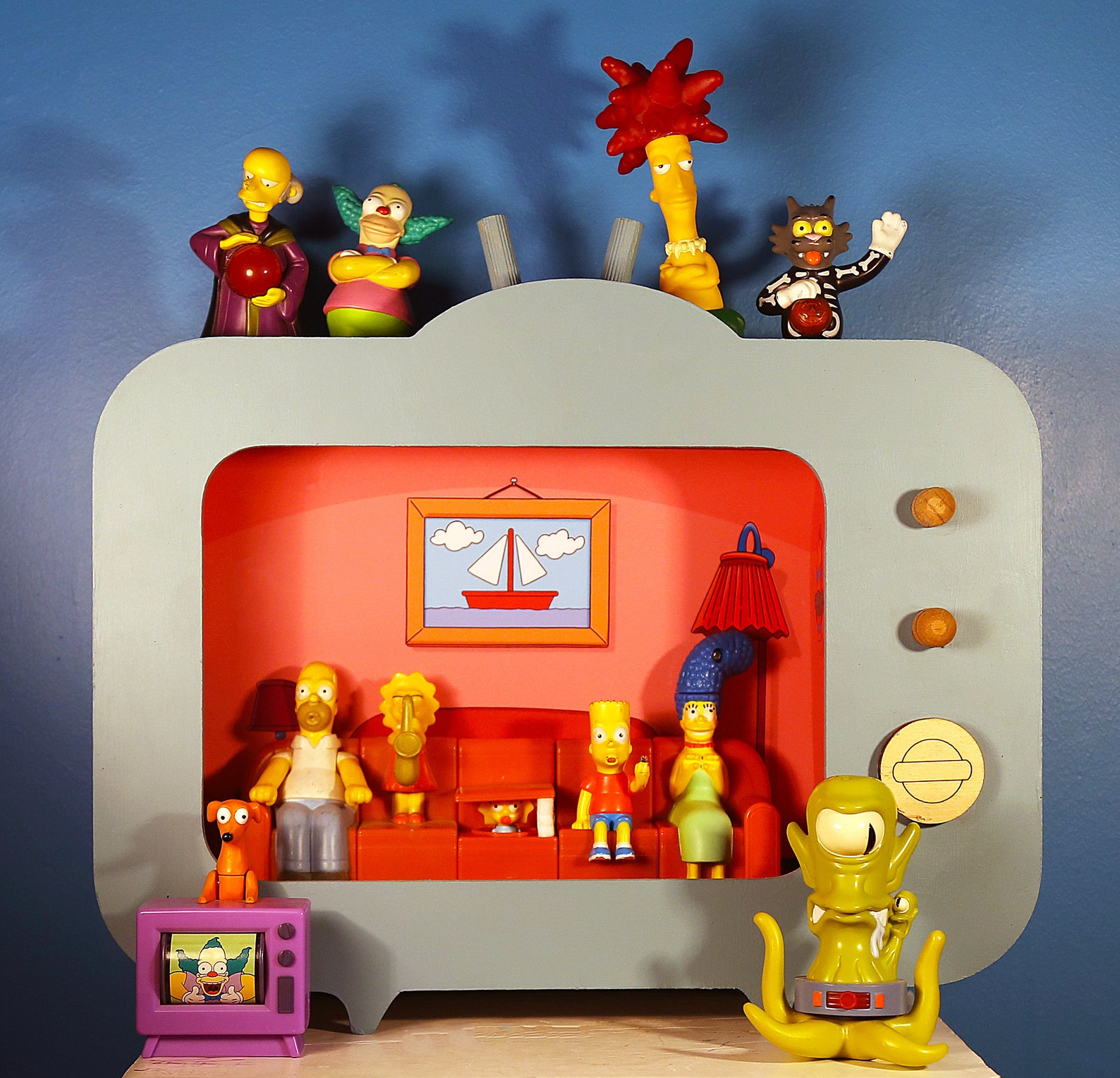 Simpsons Characters and Wooden Tv Box Etsy
