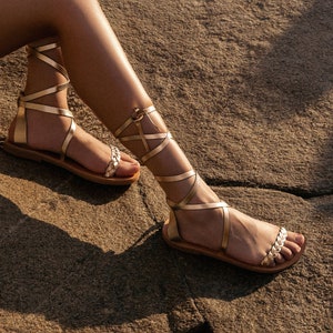 Grey sandals canada discount