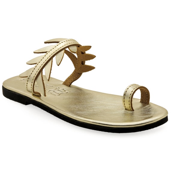 Gold Leather Toe Ring Sandals With Olive Leaves Ancient