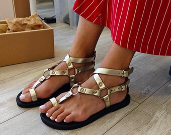 Handmade Leather Gladiator Sandals: Ancient Greek Style  display picture 1