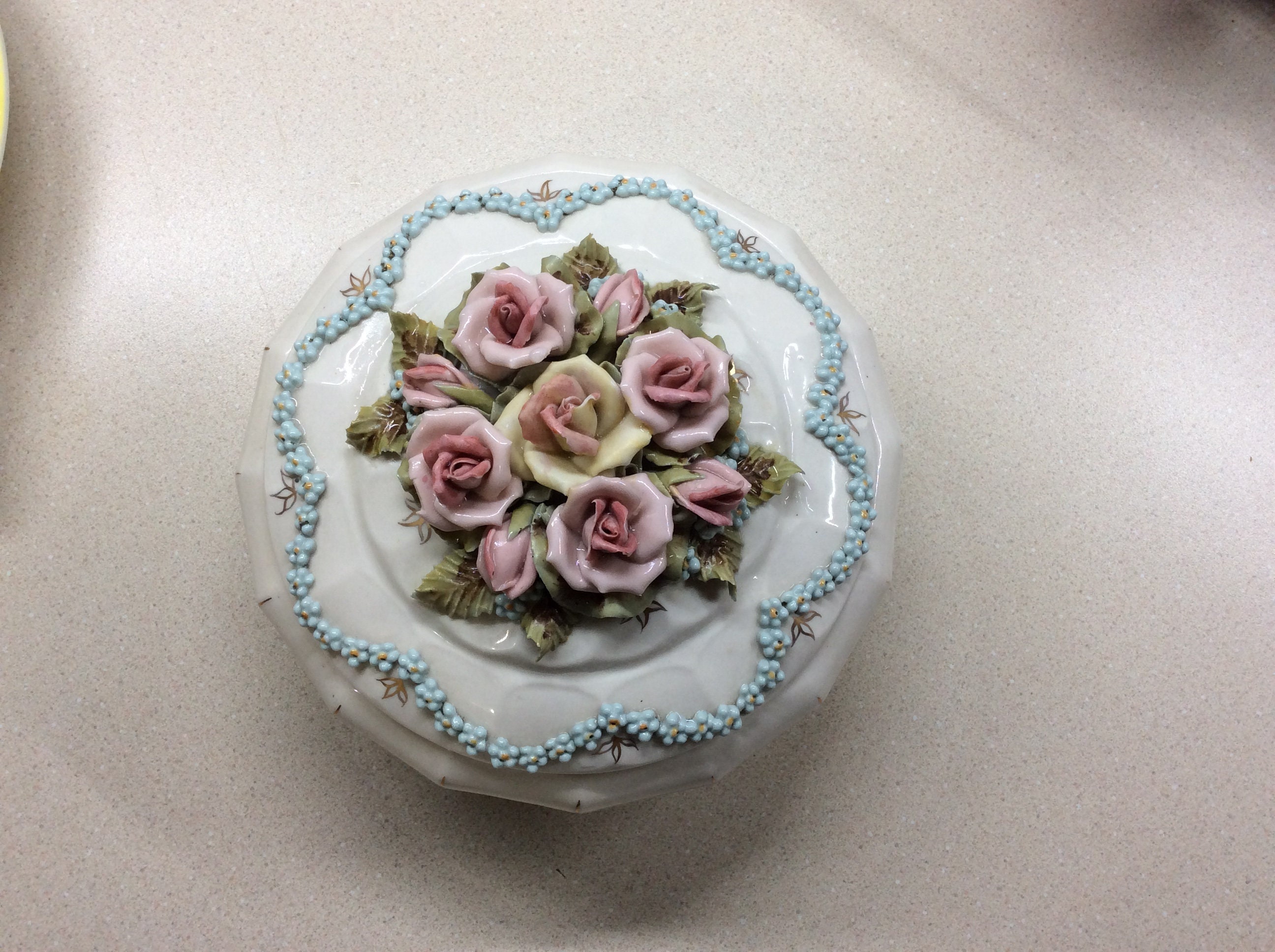 Rare Italian Lidded Icing-like Porcelain Roses Collectors Bowl
