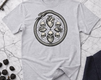 ダークウロボロススカルハートTシャツ｜オカルト錬金術死のシンボルTシャツ｜ゴシック秘教蛇と解剖図シャツ｜ユニセックスギルダンTシャツ