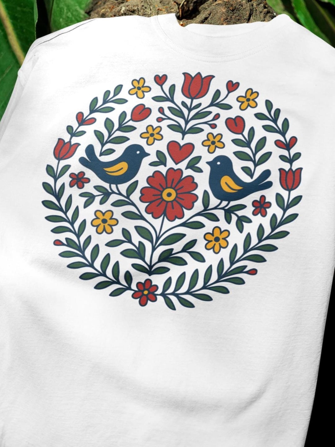 Maglietta con mandala di uccelli di arte popolare Maglietta con