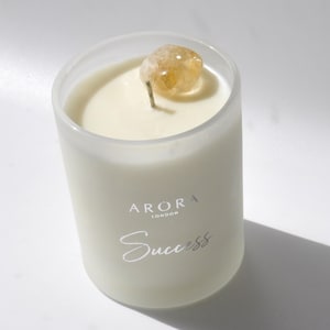 Success Citrine Crystal Candle with Essential Oils for Inspiration and Success, 100% Natural Soy Crystal Candle, Luxury Scented Candle