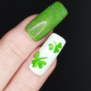 St. Patrick's Day press on nails image 8