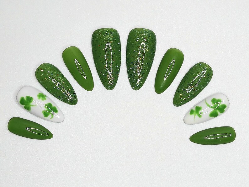 St. Patrick's Day press on nails image 2