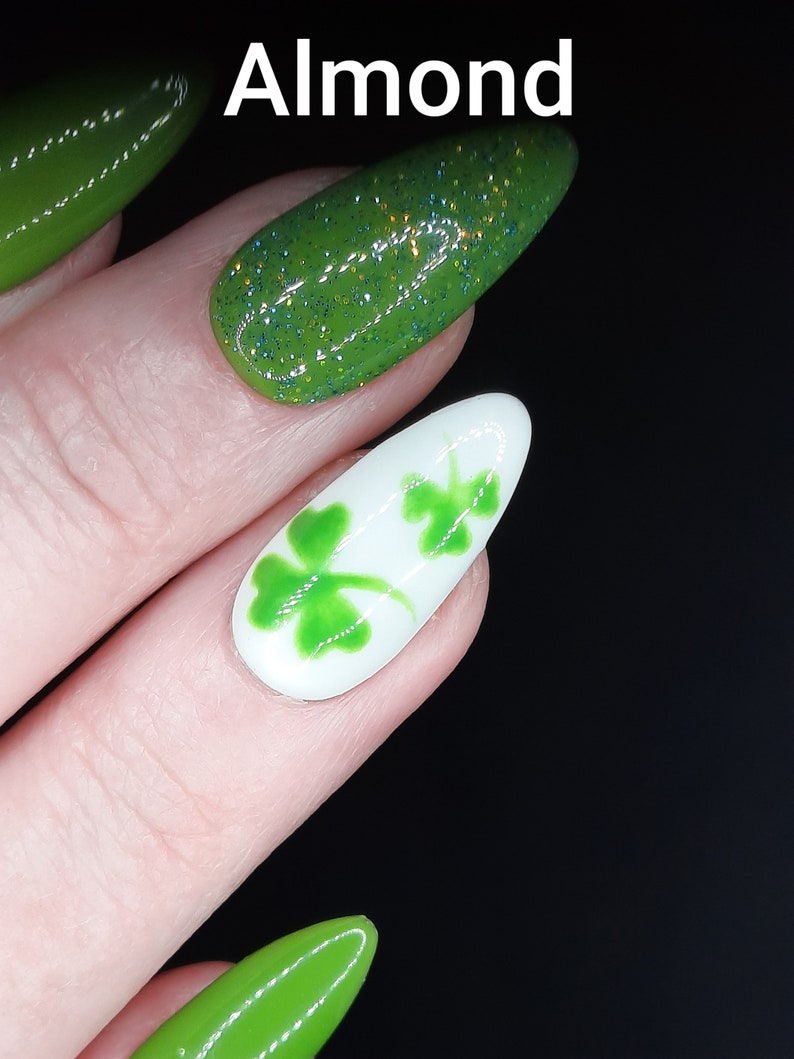St. Patrick's Day press on nails image 5